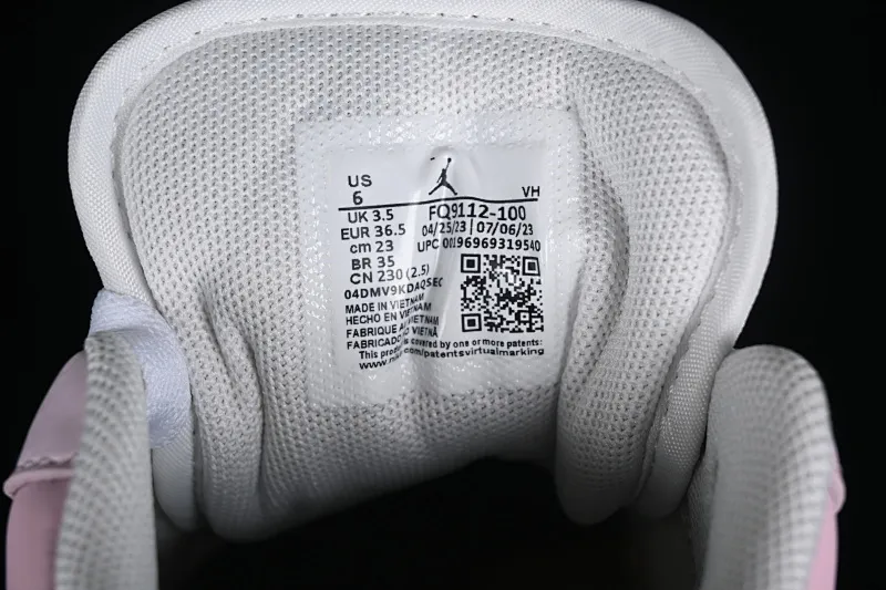 All categories Air Jordan Jordan series basketball shoes Air Jordan 1 Low Air Jordan 1 Low AJ1 Joe 1 customized low-top cultural casual sneakers FQ9112-100